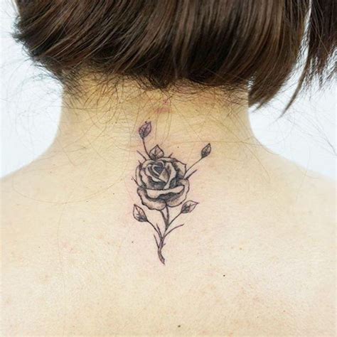 Tatuagens de rosas: descubra o significado e veja 70。